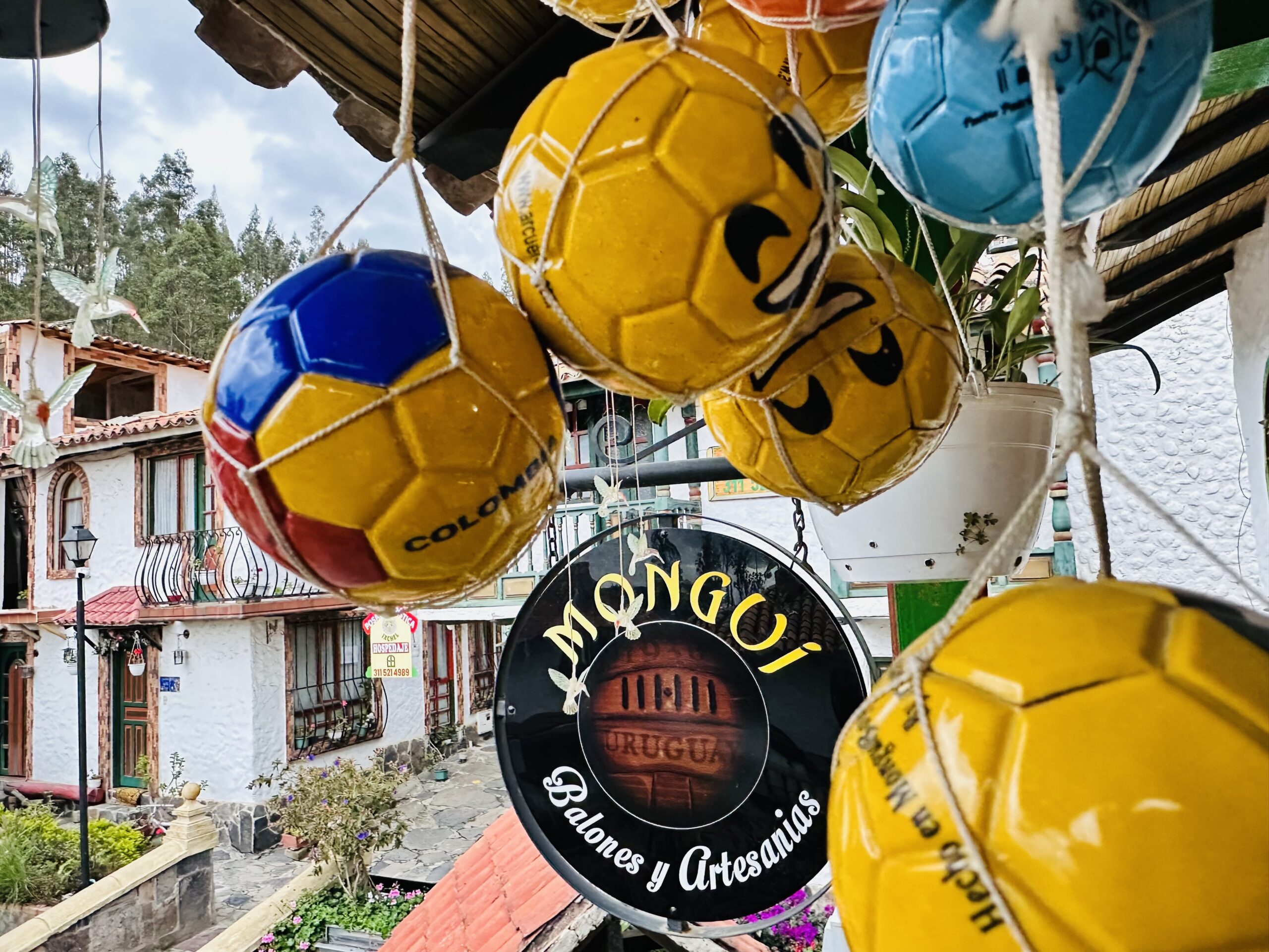 Monguí Balones y Artesanías